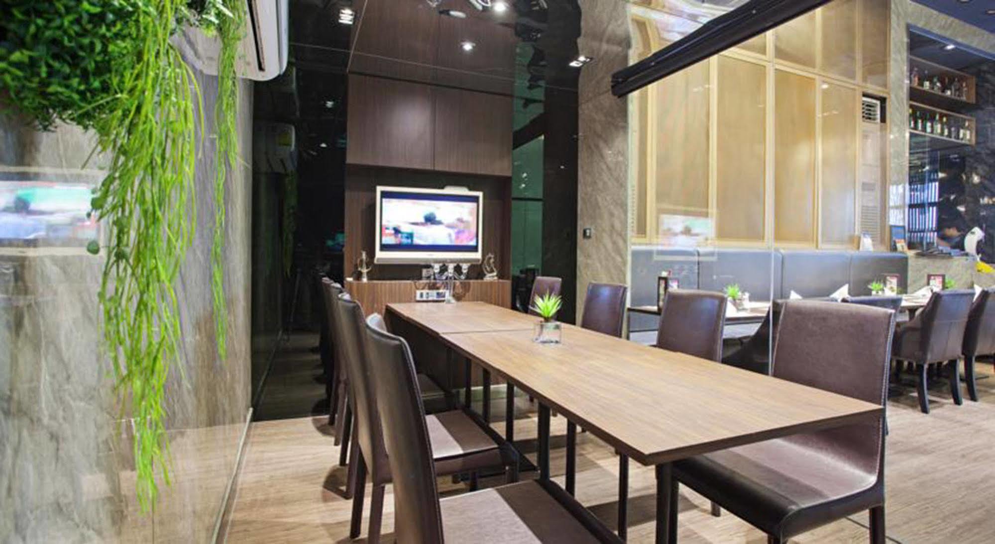 V Residence Bangkok Kültér fotó