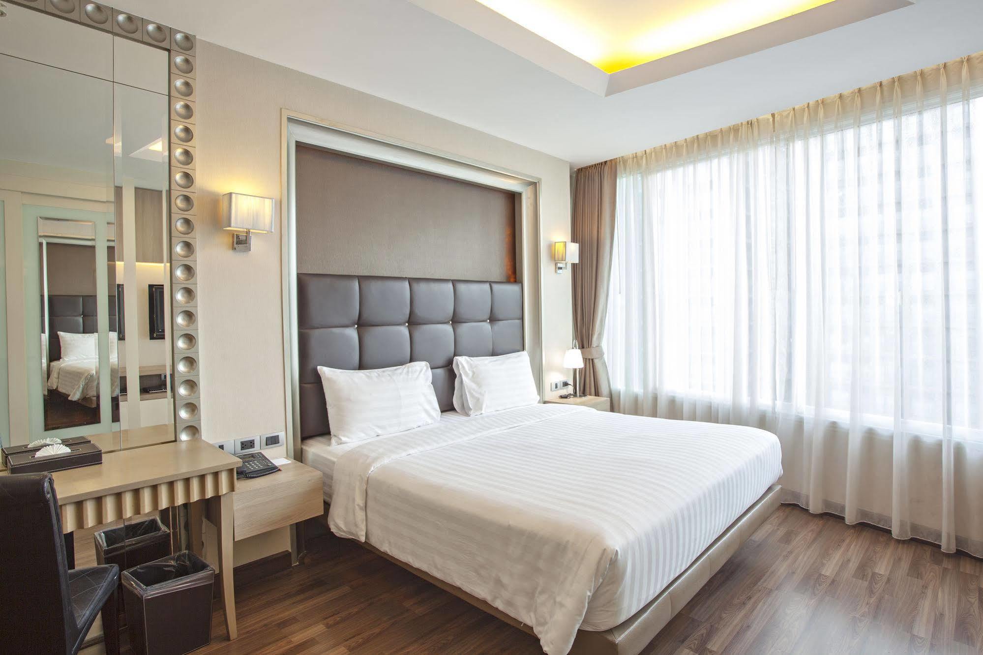 V Residence Bangkok Kültér fotó