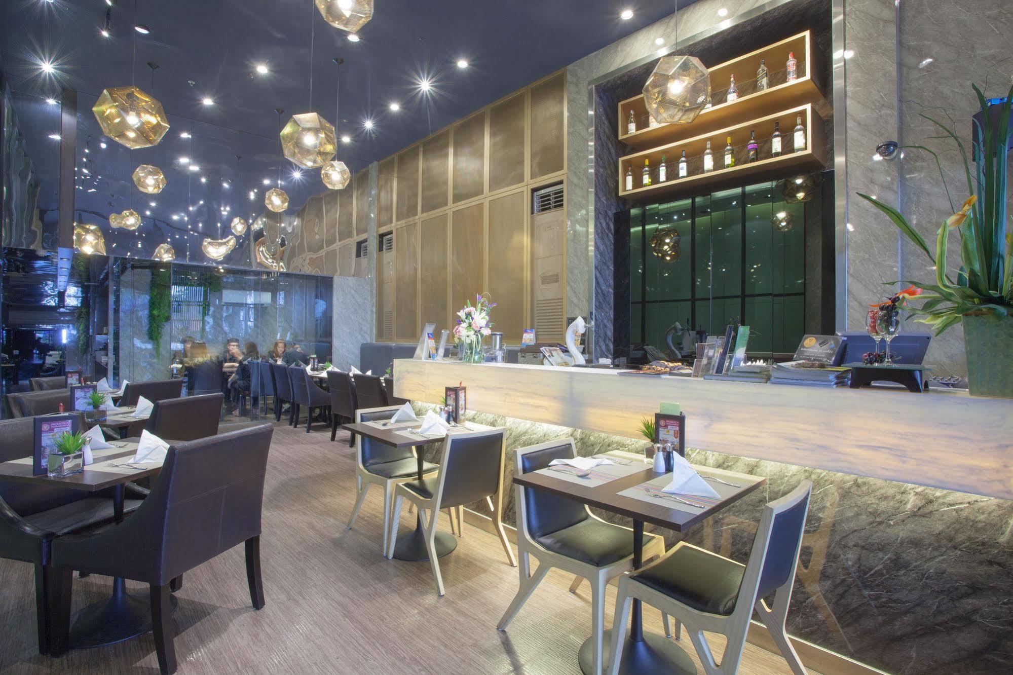 V Residence Bangkok Kültér fotó